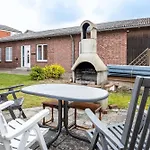 Loft Aparthotel 3*